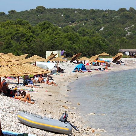 Apartments By The Sea Sali, Dugi Otok - 8110 ภายนอก รูปภาพ